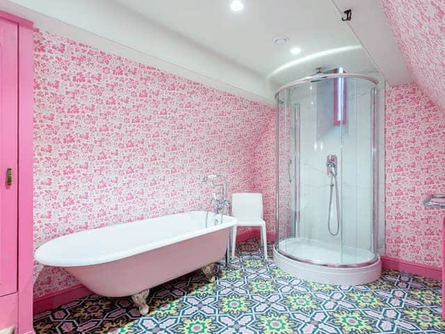 Bathroom | Top Lodge - Broughton Hall Estate, Broughton, near Skipton