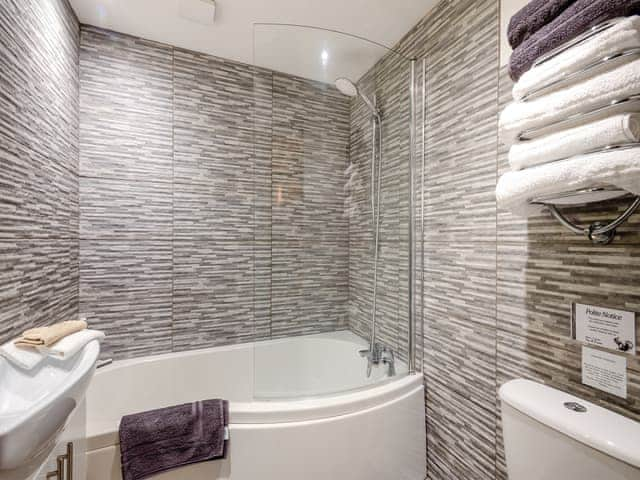 Bathroom | Squirrel Barn - High House Barns, Foulsham, near Reepham