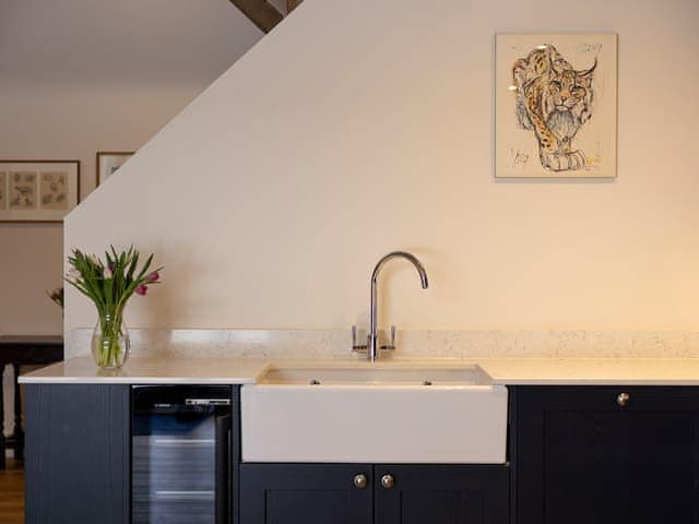 Kitchen area | Hatchers Barn - Fishers Farm Barns, Shefford Woodlands Near Hungerford