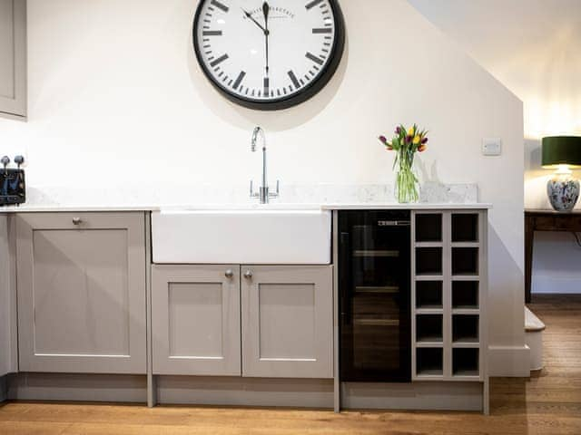 Kitchen area | Olivers Barn - Fishers Farm Barns, Shefford Woodlands Near Hungerford