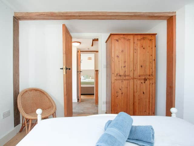 Double bedroom | Cowslip Cottage, Withleigh, near Tiverton