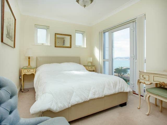 Double bedroom | Riviera View, Torquay