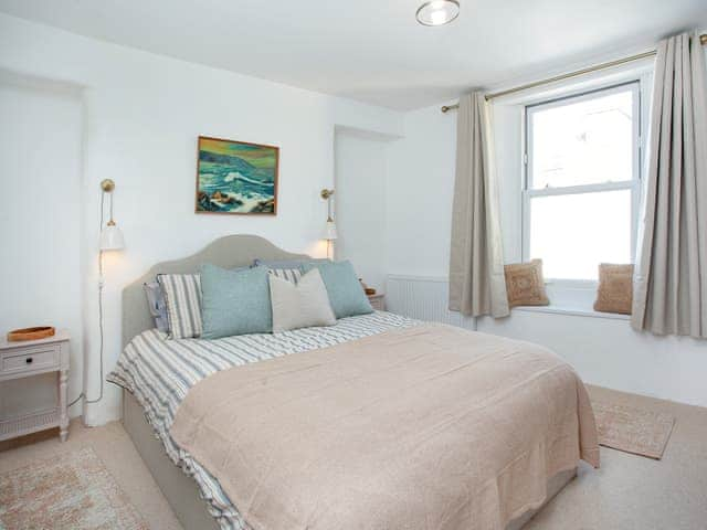 Double bedroom | Lantern Cottage, Brixham