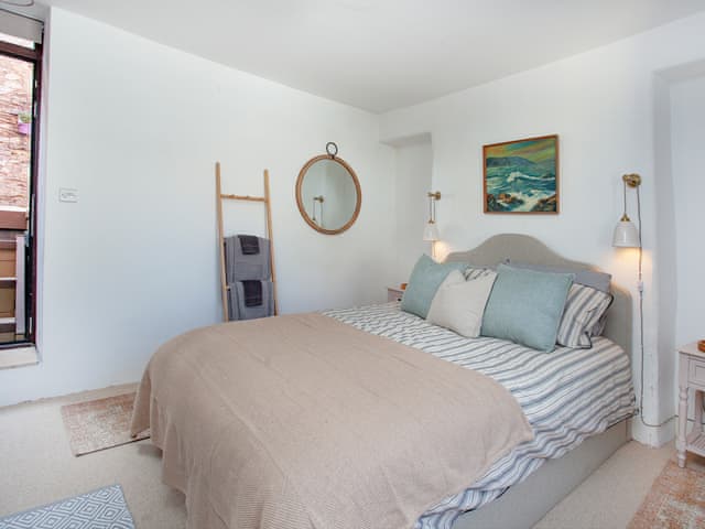 Double bedroom | Lantern Cottage, Brixham