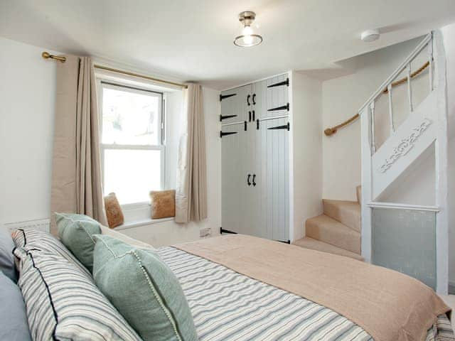 Double bedroom | Lantern Cottage, Brixham