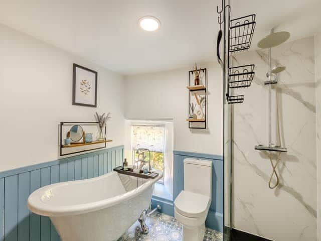 Bathroom | Court End Cottage, Silecroft, near Millom