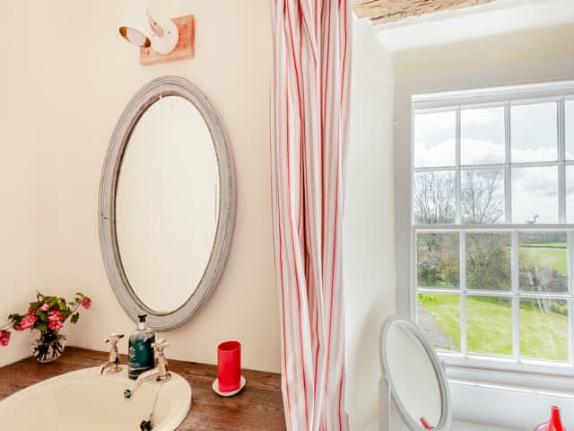 Bathroom | Thwaite Bridge House, Coniston