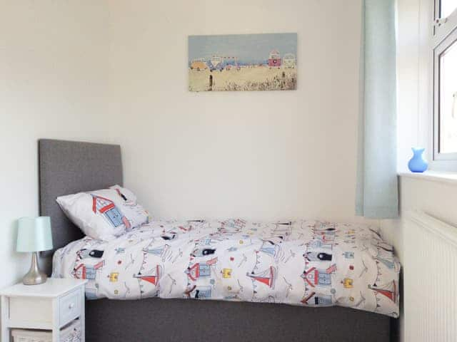 Single bedroom | Pebblestones, Bude