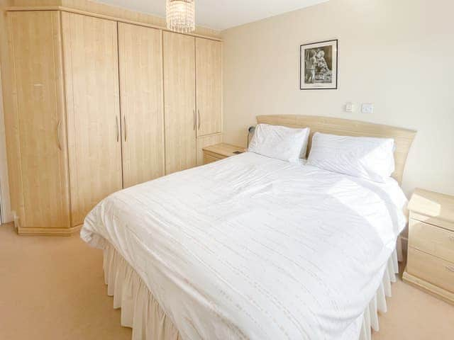 Main bedroom | End Cliffe, Seahouses