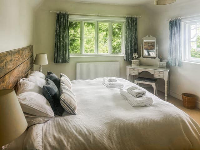 Superking/twin bedroom | White Horse Cottage, West Meon, near Petersfield