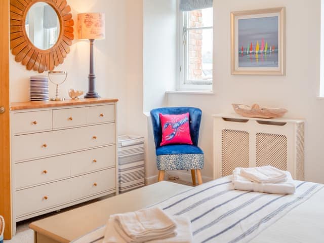 Double bedroom | Chapel House East, St Mawes