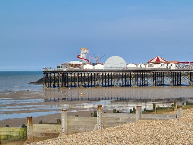 Herne Bay pier | Vitamin Sea Residency, Herne Bay