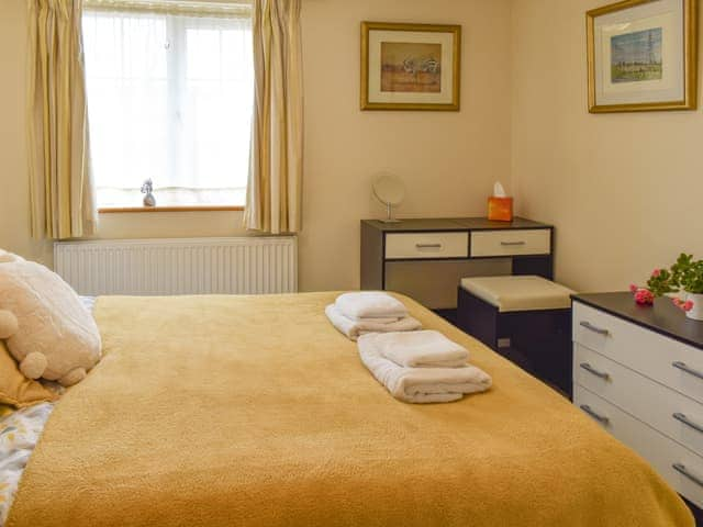 Double bedroom | Hollyhock Cottage, Tenterden