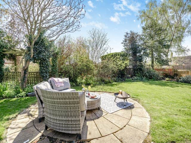 Sitting-out-area | Beech House, Wainfleet, near Skegness