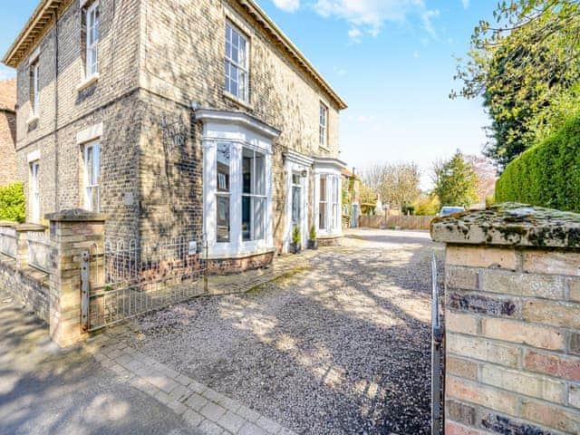 Driveway | Beech House, Wainfleet, near Skegness