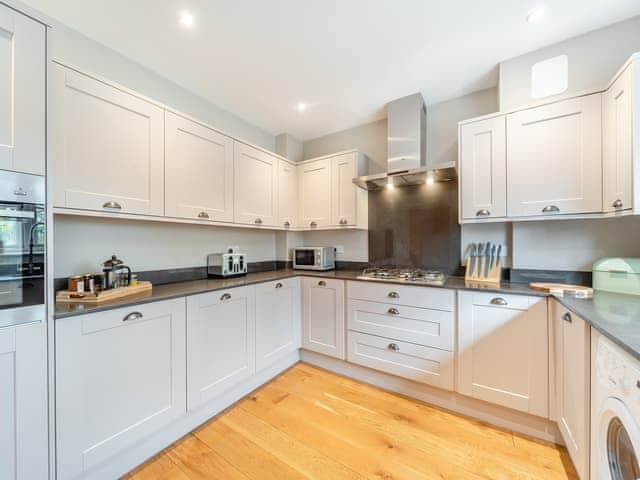 Kitchen | Nixey Cottage, Frieth, near Henley-on-Thames