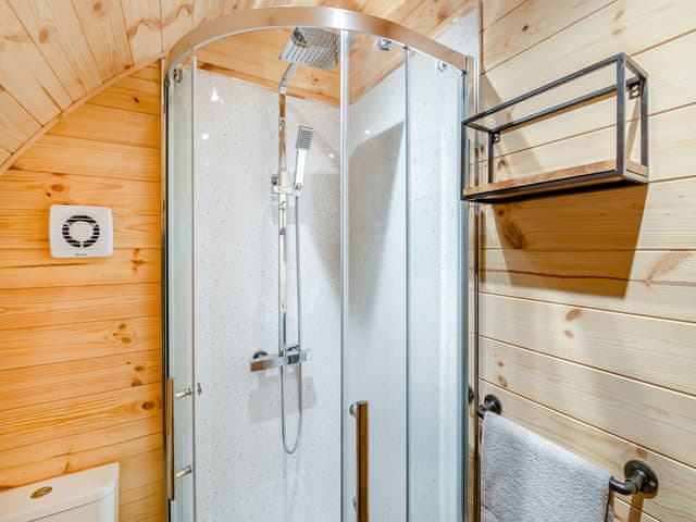 Shower room | Farm View - Newlands Lodges, Scarborough