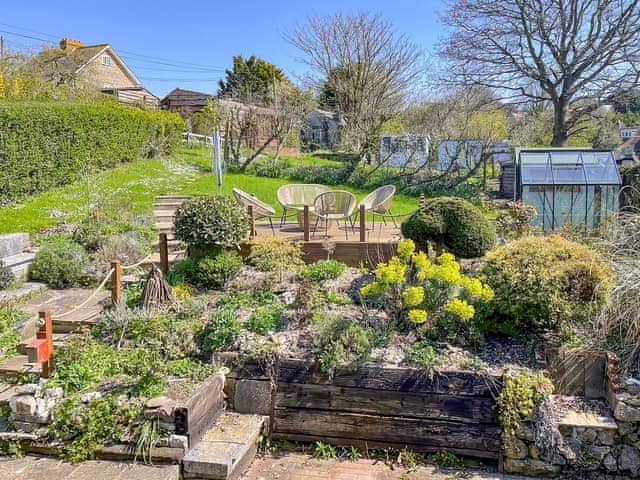 Garden | Honey Bee Cottage, Calbourne