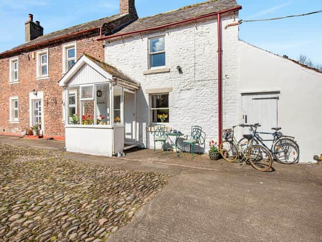 Exterior | Hollow Creek Cottage, Kirkandrews-on-Eden, near Carlisle