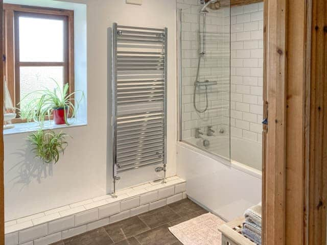 Shower room | Hop Pocket, Bromyard, near Malvern Hills