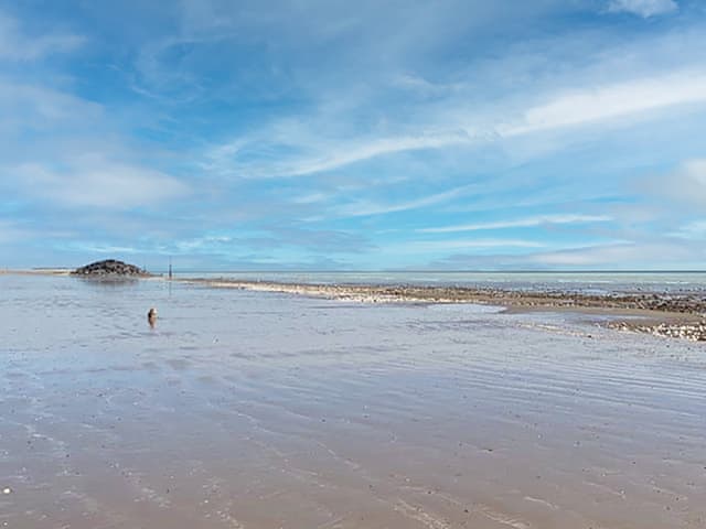 Middleton On Sea Beach | Pebble Cottage, Middleton-on-Sea, near Bognor Regis