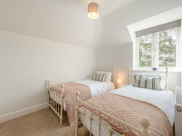 Twin bedroom | Avondale, Woodgreen, near Fordingbridge