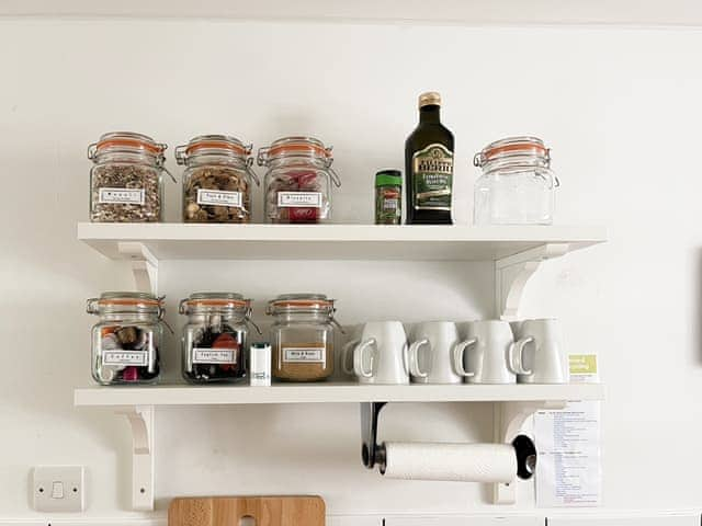 Kitchen | Honey Bee Cottage, Calbourne