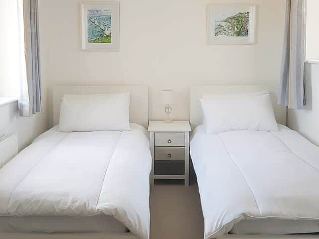 Twin bedroom | Seasalt - Seaside Escapes, Lake, near Sandown