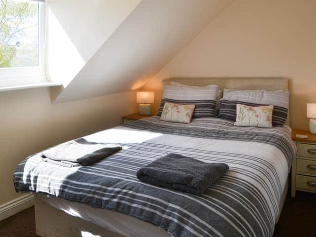 Double bedroom | Swan&rsquo;s Nest - Black Swan Cottages, Belford