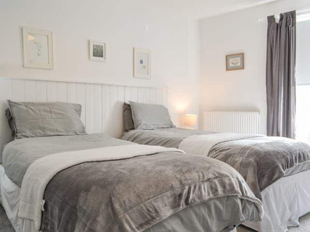 Twin bedroom | The Snug, Dearham