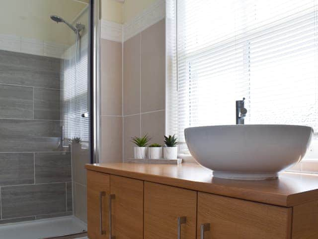 Shower room | Chestnut Grange, Barrow, nr Bury St Edmunds