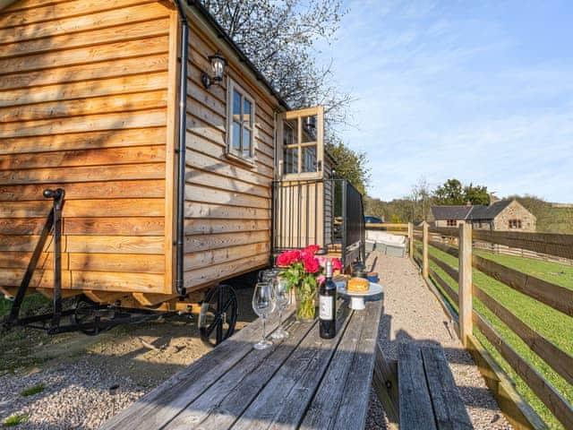 Exterior | The Snug - Oswestry Retreats, Llansilin, near Oswestry