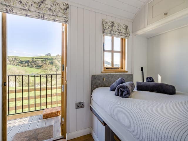 Double bedroom | The Snug - Oswestry Retreats, Llansilin, near Oswestry