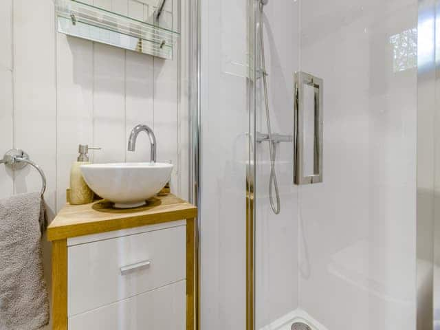 Shower room | The Snug - Oswestry Retreats, Llansilin, near Oswestry