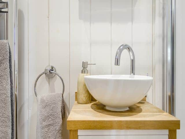 Shower room | The Snug - Oswestry Retreats, Llansilin, near Oswestry