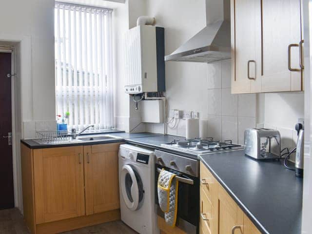 Kitchen | Cosy Home in Clayton-le-Moors, Clayton-le-Moors