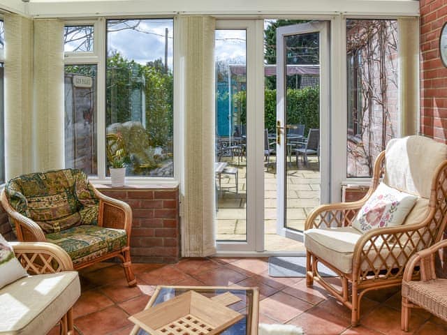 Sun room | Meadow view, Hockering