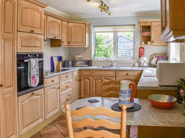 Kitchen | Meadow view, Hockering