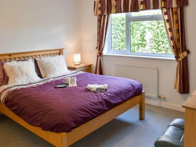 Double bedroom | Meadow view, Hockering