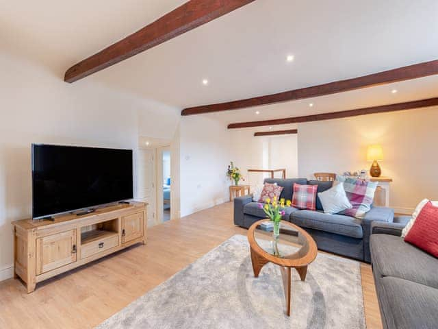 Living area | Oast View - Santon Farm Cottages, Preston, near Canterbury