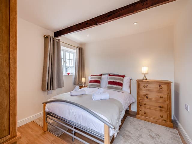 Double bedroom | Oast View - Santon Farm Cottages, Preston, near Canterbury