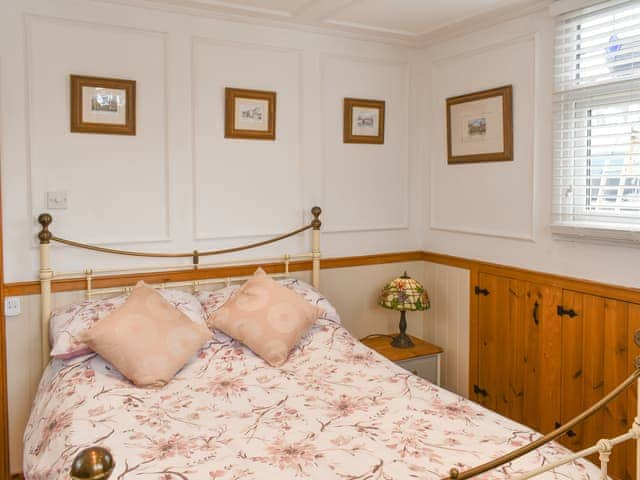 Double bedroom | House Boat, St Osyth, near Clacton-on-Sea