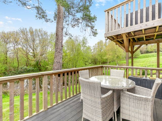 Veranda | Pond View, Cross in Hand, near Heathfield