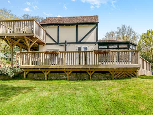 Exterior | Pond View, Cross in Hand, near Heathfield