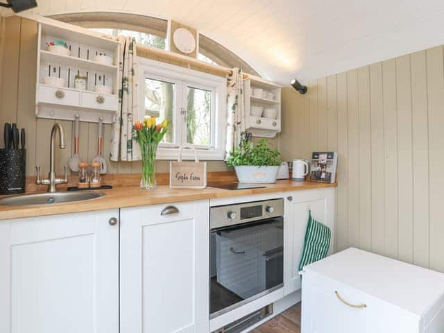 Kitchen area | Sybs Farm Shepherds Hut, Haslemere