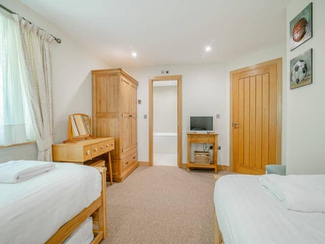 Twin bedroom | Twill Lodge, Cricket St Thomas, near Chard