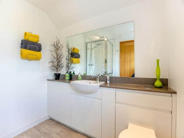 Shower room | River Cottage, Stickford, near Spilsby