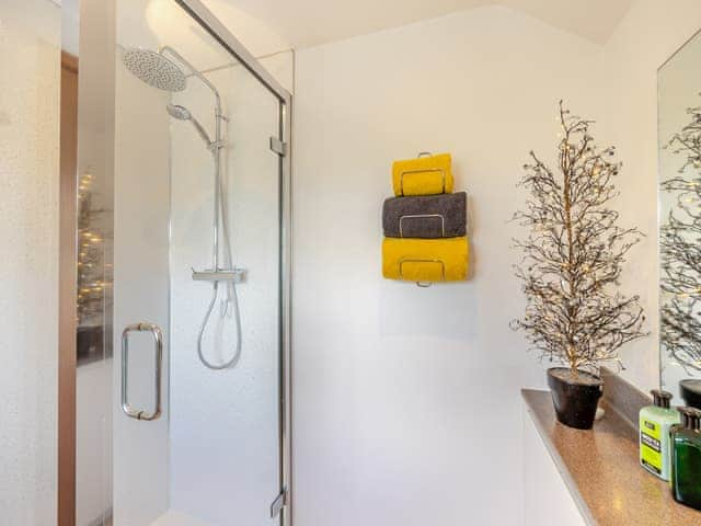 Shower room | River Cottage, Stickford, near Spilsby