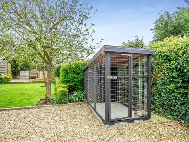 Dog friendly | River Cottage, Stickford, near Spilsby