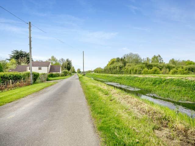 Setting | River Cottage, Stickford, near Spilsby